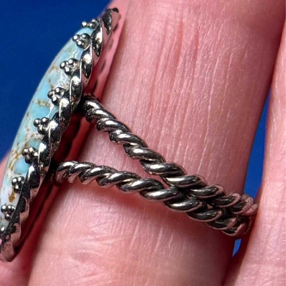Vintage Silver Tone Oval Turquoise Adjustable Ring Rope Twist Design W‎ Germany